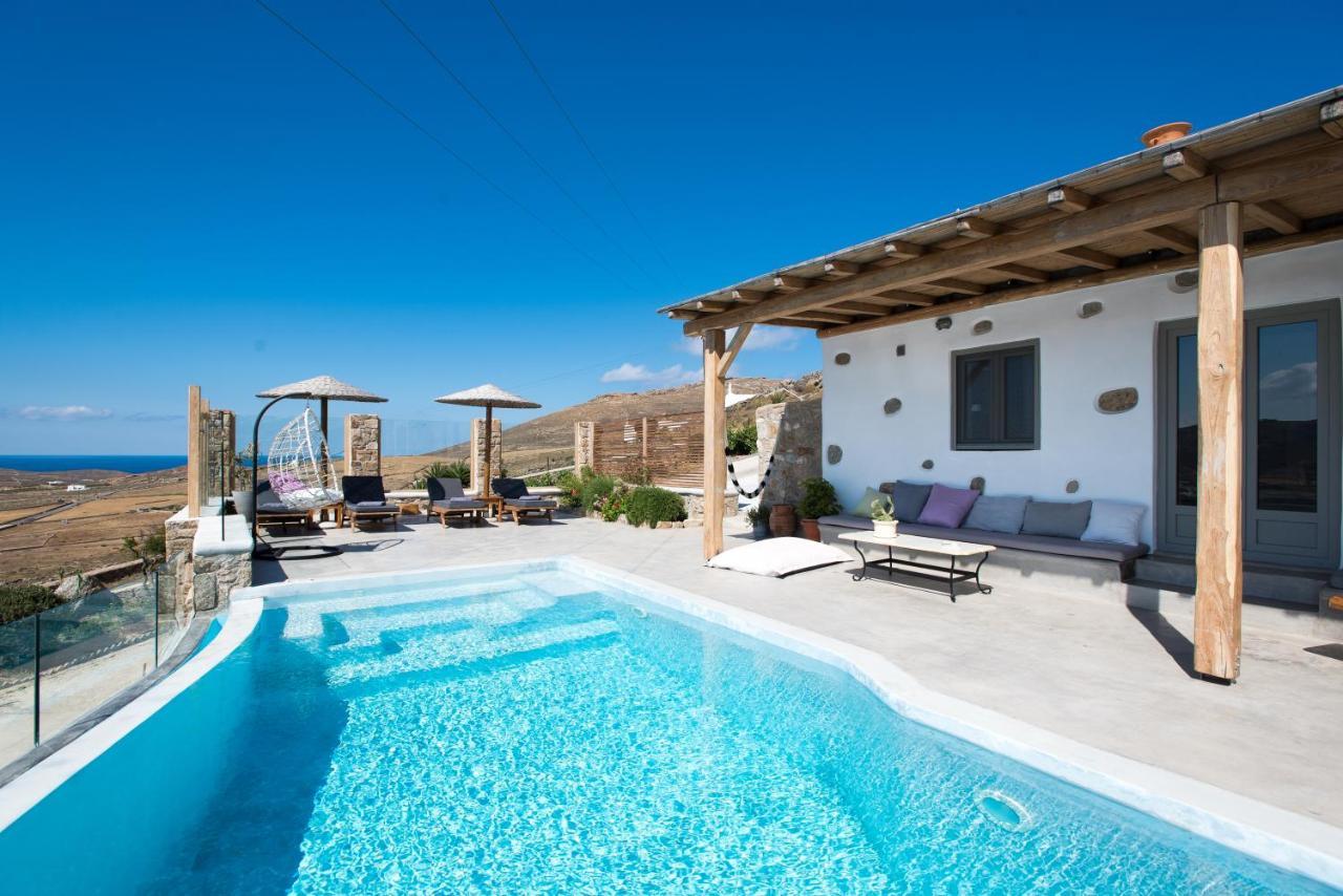 Mykonos Village *