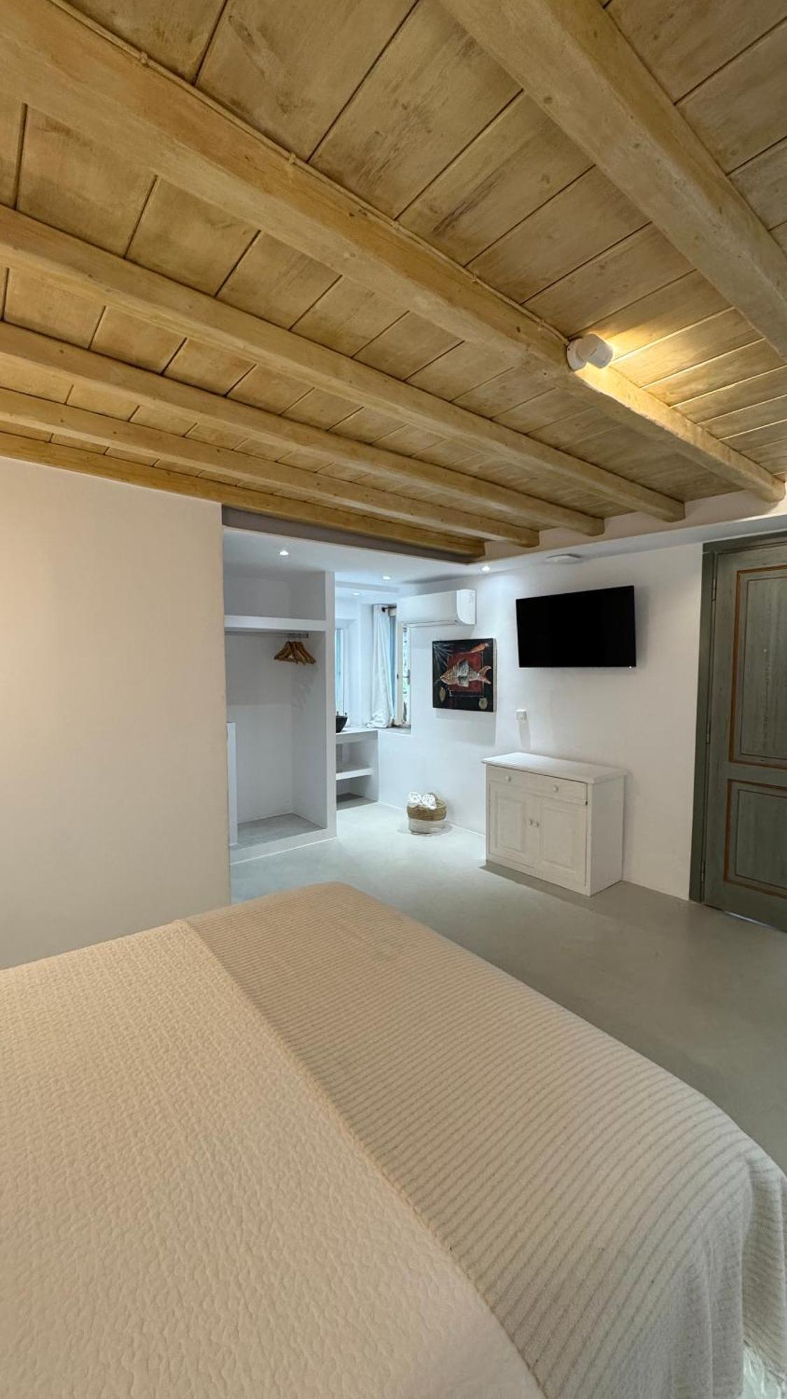 Mykonos Village *